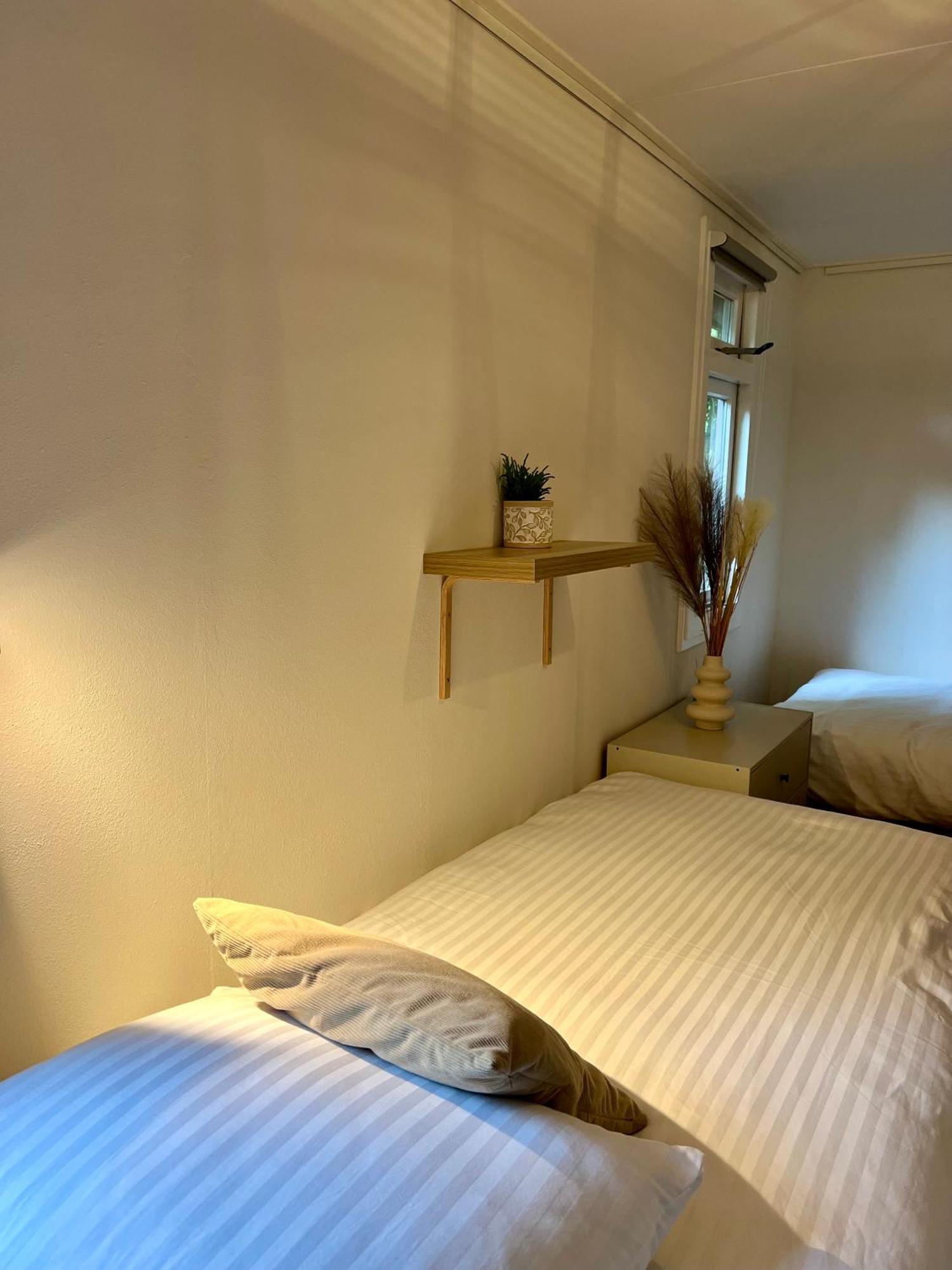 Luxe Boshuisje Met Prive Wellness & Jacuzzi Op De Veluwe Ermelo Luaran gambar