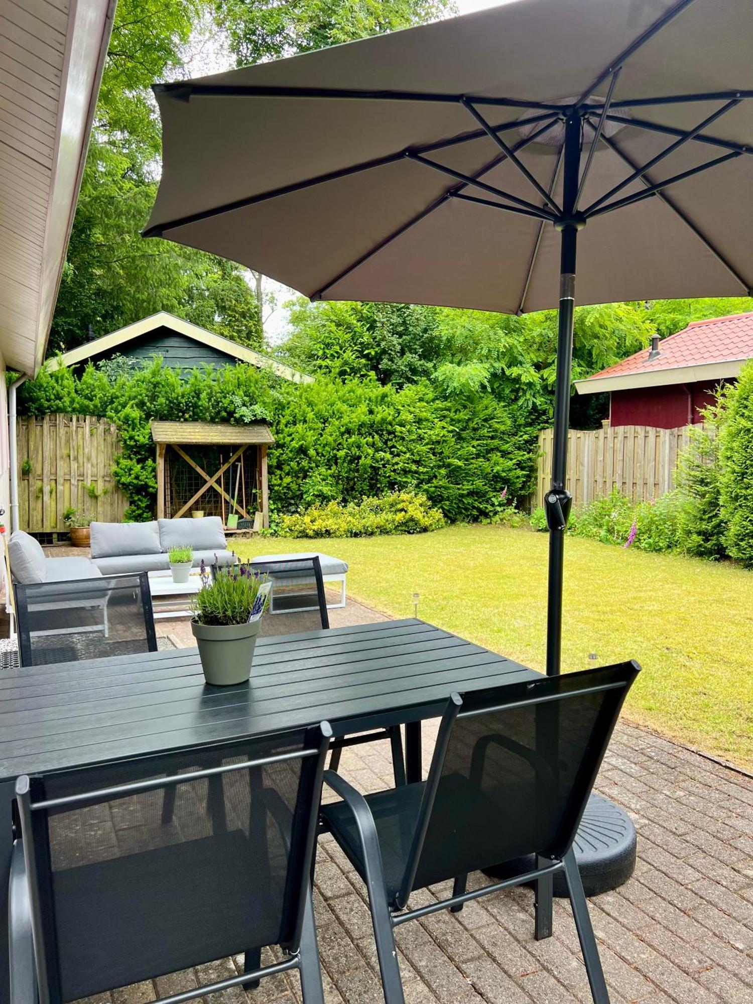 Luxe Boshuisje Met Prive Wellness & Jacuzzi Op De Veluwe Ermelo Luaran gambar