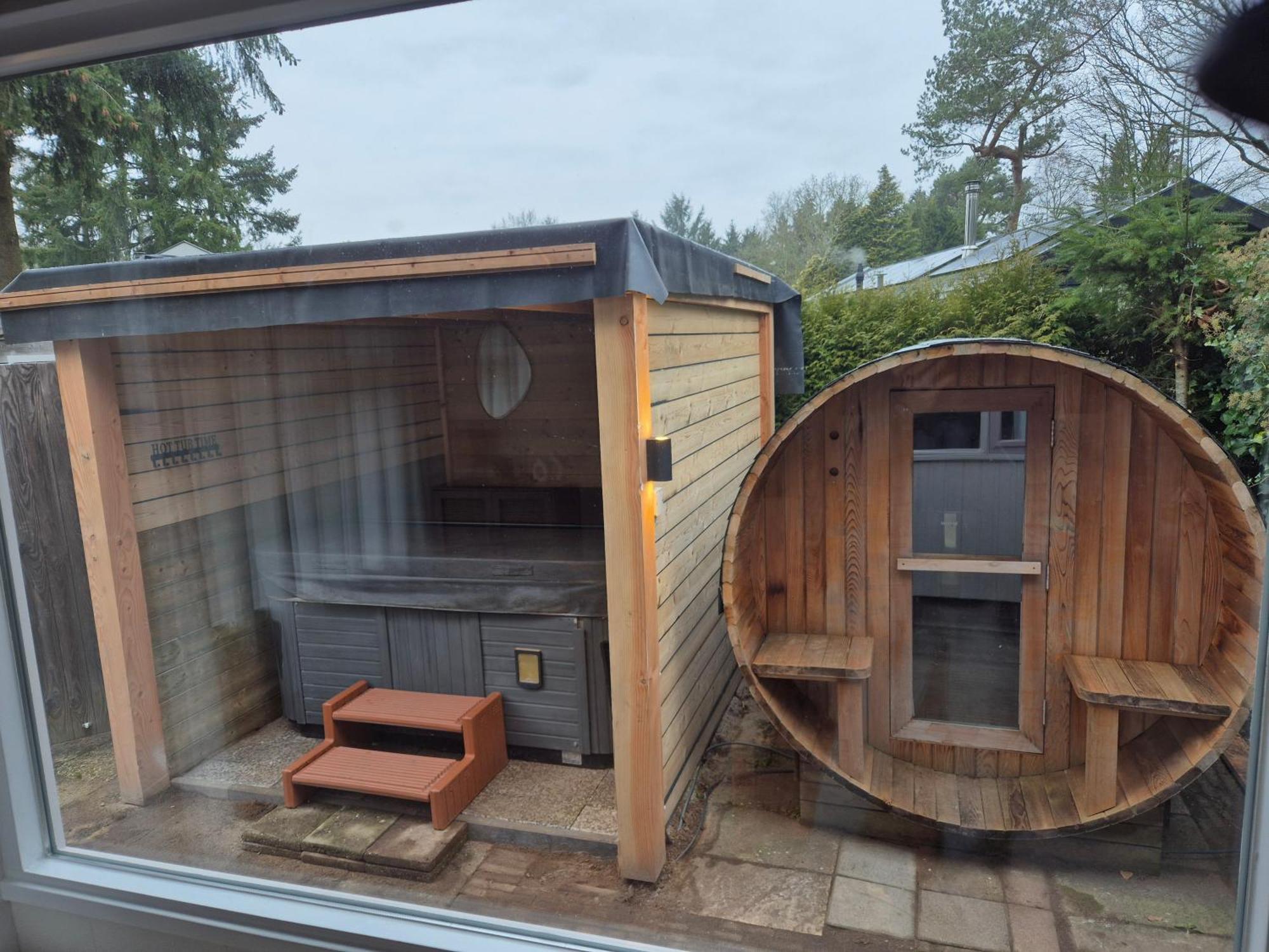 Luxe Boshuisje Met Prive Wellness & Jacuzzi Op De Veluwe Ermelo Luaran gambar